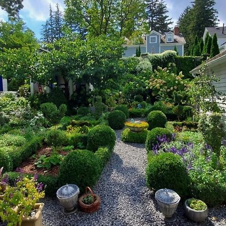 Dot'S Landing Garden Room Niagara-on-the-Lake Exterior photo